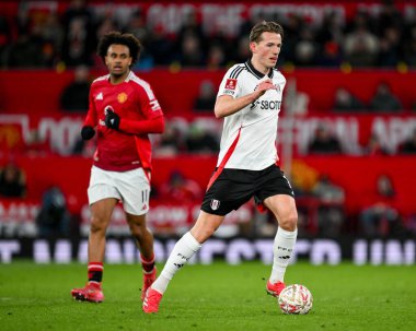 Fulham 'dan Sander Berge, 2 Mart 2025 tarihinde Manchester United ile Old Trafford, Manchester, Birleşik Krallık' ta oynanan 5.
