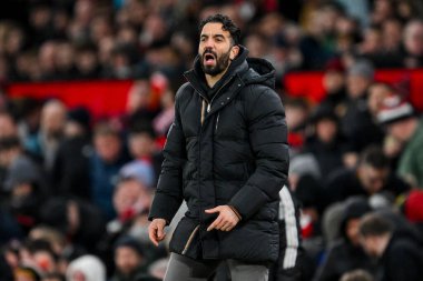 Manchester United 'dan Ruben Amorim, 2 Mart 2025 tarihinde Birleşik Krallık' ın Old Trafford kentinde oynanan 5.