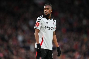 Fulham 'dan Alex Iwobi, Birleşik Krallık' ın Old Trafford kentinde oynanan 5. tur karşılaşmasında Manchester United 'a karşı Fulham, 2 Mart 2025