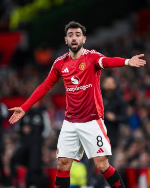 Manchester United takımından Bruno Fernandes, 2 Mart 2025 'te Old Trafford, Manchester, Birleşik Krallık' ta oynanan 5.