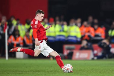 Nottingham Ormanı 'ndan Elliot Anderson, 3 Mart 2025 tarihinde Nottingham City Ground, Nottingham, İngiltere' de oynanan 5.