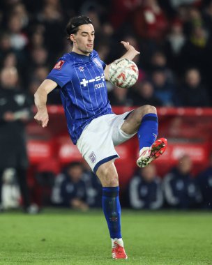 Ipswich Town 'dan Jacob Greaves, Birleşik Krallık' ın Nottingham şehrinde oynanan 5. tur Nottingham Forest - Ipswich Town maçında pas attı.