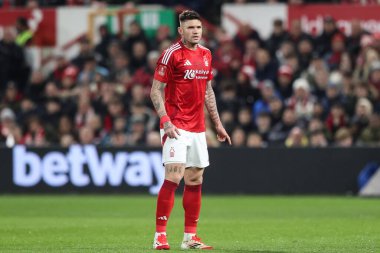 Nottingham Ormanı 'ndan Morato, Birleşik Krallık' ın başkenti Nottingham 'da oynanan 5. tur karşılaşmasında Nottingham Forest, Ipswich Town' a karşı.