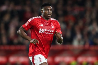 Nottingham Ormanı 'ndan Taiwo Awoniyi 3 Mart 2025 tarihinde Nottingham Forest ile Ipswich Town arasında oynanan 5. Raunt karşılaşmasında İngiltere' nin Nottingham şehrinde mücadele etti.