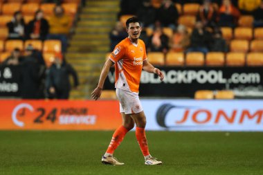 Blackpool takımından Elkan Baggott 4 Mart 2025 'te Bloomfield Road, Blackpool' da Blackpool-Peterborough United maçında
