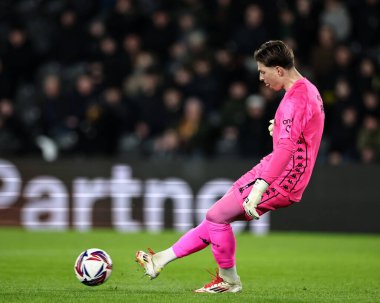 Hull City 'den Ivor Pandur, 4 Mart 2025' te Hull City 'nin MKM Stadyumu' nda Plymouth Argyle 'a karşı oynadığı Gökyüzü İddia Şampiyonası maçında eylem halinde.