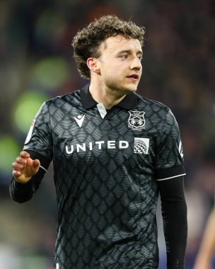 Wrexham takımından Ollie Rathbone 4 Mart 2025 'te John Smith Stadyumu' nda Huddersfield Town 'a karşı Wrexham maçında