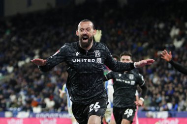 Wrexham 'dan Steven Fletcher, 4 Mart 2025' te İngiltere 'nin Huddersfield Stadyumu' ndaki Huddersfield Town-Wrexham maçında 1-0 'lık skorla gol attıktan sonra kutluyor.