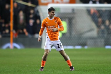 Blackpool 'dan Rob Apter, Sky Bet Ligi 1 maçında Blackpool-Peterborough United maçında Bloomfield Road, Blackpool' da, 4 Mart 2025 'te