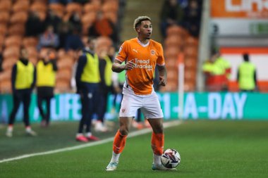 Blackpool 'dan Jordan Lawrence-Gabriel 4 Mart 2025' te Bloomfield Road, Blackpool 'da oynanan Blackpool-Peterborough United maçında