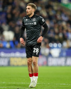 Wrexham takımından Sam Smith 4 Mart 2025 'te John Smith Stadyumu' nda Huddersfield Town 'a karşı Wrexham maçında