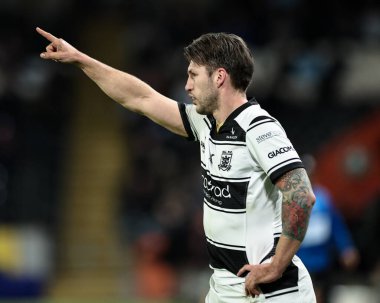 Hull FC 'den Tom Briscoe, 6 Mart 2025' te MKM Stadyumu 'nda oynanan 4. Betfred Süper Lig karşılaşmasında takım arkadaşlarına talimat verdi.