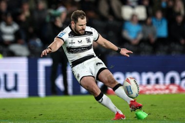 Hull FC 'den Aidan Sezer, 6 Mart 2025' te MKM Stadyumu 'nda oynanan 4. Betfred Süper Lig karşılaşmasında gol için Leigh Leopards' a karşı oynamıştır.