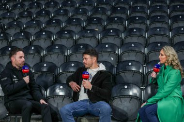 Hull FC 'den Richie Myler kulübün yeni baş yöneticisi oldu ve Betfred Süper Lig 4. Raundu' nda John Wilkin ve Jenna Brooks ile MKM Stadyumu 'nda oynanan Hull FC - Leigh Leopards maçında Sky Sports Rugby Ligi' ne konuştu.