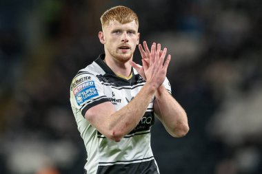 Hull FC 'den Harvey Barron, Hull FC' nin 6 Mart 2025 'te MKM Stadyumu, Hull' da oynanan Betfred Süper Lig 4. Raundu karşılaşmasında yenilmesinden sonra taraftarları alkışlıyor.