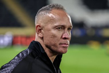 Adrian Lam Leoparların baş antrenörü Betfred Süper Lig 4. Raundda Hull FC, Leigh Leopards 'a karşı MKM Stadyumu, Hull, İngiltere, 6 Mart 2025