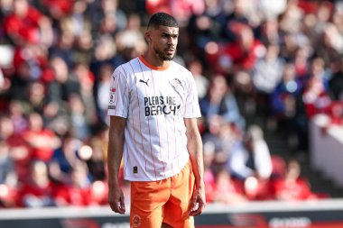 Blackpool takımından Ashley Fletcher 8 Mart 2025 'te Oakwell, Barnsley, İngiltere' de oynanan Blackpool maçında