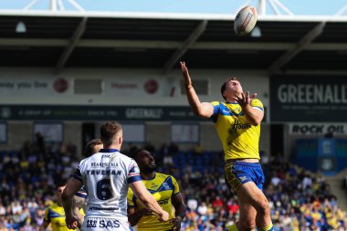 Warrington Wolves 'tan Dan Russell, 9 Mart 2025' te Warrington, İngiltere 'deki Halliwell Jones Stadyumu' nda oynanan Warrington Wolves vs Wakefield Trinity maçında yüksek topu yakaladı.