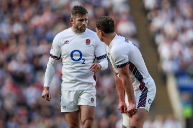 İngiltere 'den Elliot Daly, 2025 Guinness 6 uluslar arası müsabaka sırasında İngiltere' ye karşı Allianz Stadyumu, Twickenham, İngiltere, 9 Mart 2025 'te Fraser Dingwall' a konuştu.