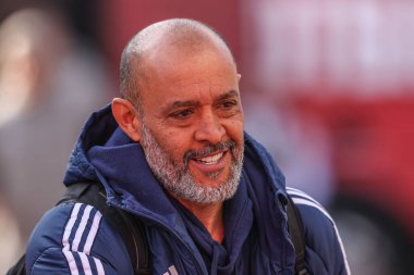 Nottingham Ormanı 'nın Nuno Espirito Santo Müdürü Premier Lig maçı sırasında Nottingham Forest Manchester City' ye karşı 8 Mart 2025 'te Nottingham, İngiltere' de geldi.