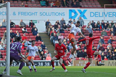 Blackpool F.C. 'den Ashley Fletcher. 8 Mart 2025 'te Oakwell, Barnsley, İngiltere' de oynanan 1.