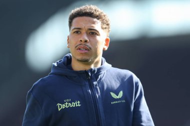 Burnley 'den Manuel Benson 8 Mart 2025' te Burnley, Burnley, Burnley 'de Luton Town' a karşı Sky Bet Şampiyonası karşılaşması öncesinde toprağa geldi.