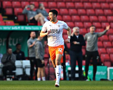 Blackpool F.C. 'den Elkan Baggott. Sky Bet Ligi 1 maçında Barnsley, Blackpool 'a karşı Oakwell, Barnsley, İngiltere, 8 Mart 2025