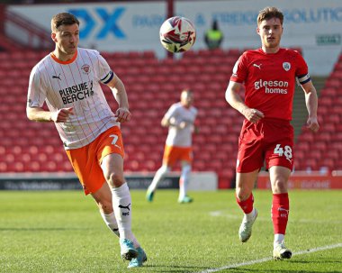 Blackpool F.C. 'den Lee Evans. 8 Mart 2025 'te Oakwell, Barnsley, İngiltere' de oynanan 1.