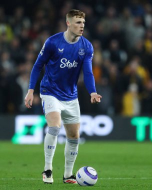 Everton 'dan Jake O' Brien Premier Lig karşılaşmasında Wolverhampton Wanderers, Everton 'a karşı Molineux, Wolverhampton, İngiltere, 8 Mart 2025
