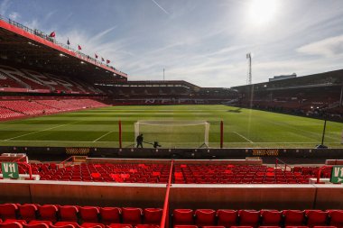 Premier Lig maçı sırasında Nottingham Forest 'ın Manchester City' ye karşı oynadığı City Ground, Nottingham, İngiltere 'de 8 Mart 2025' te genel bir manzara.