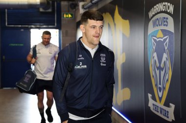 Josh Thewlis of Warrington Wolves arrives ahead of the Betfred Super League Round 4 match Warrington Wolves vs Wakefield Trinity at Halliwell Jones Stadium, Warrington, United Kingdom, 9th March 2025 clipart