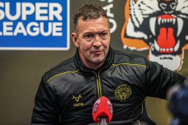 Castleford Tigers 'ın baş antrenörü Danny McGuire, 7 Mart 2025' te İngiltere 'nin Castleford kentindeki The Mend-A-Hose Jungle, Castleford, İngiltere' de oynanan 4.