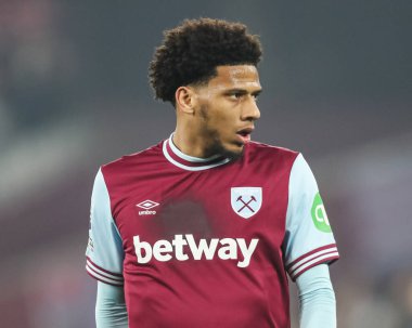 Premier Lig maçında West Ham United, Newcastle United 'a karşı Londra Stadyumu' nda 10 Mart 2025 'te oynanan karşılaşmada West Ham United' tan Jean-Clair Todibo