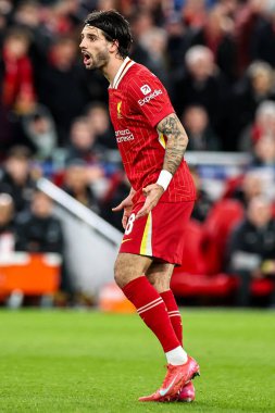 Liverpool Ligi 'nden Dominik Szoboszlai, Liverpool Şampiyonlar Ligi' nde son 16 maç Liverpool-Paris Saint-Germain maçında tepki gösterdi.