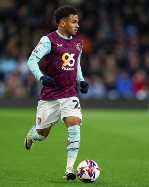 Burnley 'den Marcus Edwards 11 Mart 202' de Burnley, Burnley-West Bromwich Albion maçında öne doğru ilerliyor.