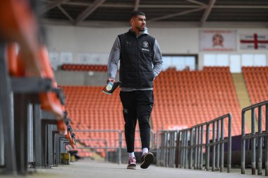 Blackpool 'dan Ashley Fletcher, 11 Mart 2025' te Blackpool, İngiltere 'deki Bloomfield Road, Blackpool' da oynanan Blackpool-Cambridge United maçının önünde geldi.