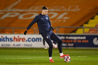 Blackpool 'dan Oliver Casey 11 Mart 202' de Bloomfield Road, Blackpool 'da oynanan Blackpool-Cambridge United maçının öncesinde oynanan maç öncesi ısınma maçında