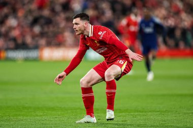 Liverpool 'dan Andy Robertson UEFA Şampiyonlar Ligi Son 16 maç Liverpool' a karşı Paris Saint-Germain Anfield, Liverpool, İngiltere, 11 Mart 2025