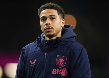Burnley 'den Manuel Benson, 11 Mart 2025' te Burnley-West Bromwich Albion maçı öncesinde stadyuma geldi.