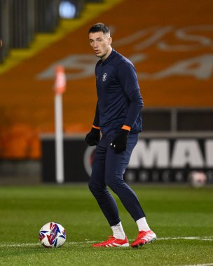 Blackpool 'dan Oliver Casey 11 Mart 2025' te Bloomfield Road, Blackpool 'da oynanan Blackpool-Cambridge United maçı öncesinde oynanan maç öncesi ısınma maçında