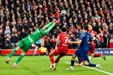 Paris 'ten Gianluigi Donnarumma UEFA Şampiyonlar Ligi' nde son 16 maçta Liverpool, Liverpool 'da Paris Saint-Germain' e karşı Anfield, Liverpool, Birleşik Krallık 'ta 11 Mart 2025' te bir kurtarış yaptı.