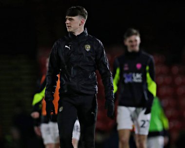 Notts County 'den George Abbott 11 Mart 2025' te Blundell Park, Cleethorpes 'ta Grimsby Town - Notts County maçından önce