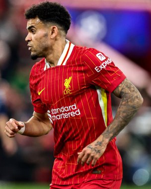 Liverpool 'dan Luis Diaz UEFA Şampiyonlar Ligi' nde son 16 maç Liverpool 'a karşı Paris Saint-Germain Anfield, Liverpool, Birleşik Krallık' ta, 11 Mart 2025