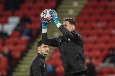 Bristol City 'den Stefan Bajiç, 11 Mart 2025' te İngiltere 'nin Sheffield kentindeki Bramall Lane' de oynanan Gökyüzü İddia Şampiyonası maçında maç öncesi ısınma maçında Sheffield United ile Bristol City karşı karşıya geldi.