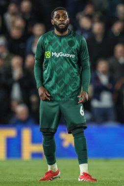 Millwall 'dan Japhet Tanganga Gök İddiası Şampiyonası' nda Leeds United ile Millwall arasında 12 Mart 2025 'te Leeds Road, Leeds, İngiltere' de oynanan maçta.