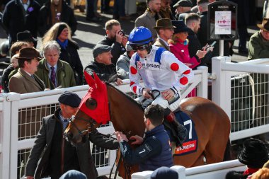 Sam Twiston-Davies 'in 