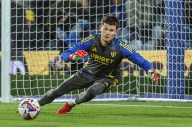 Leeds United takımından Illan Meslier, 12 Mart 2025 'te Leeds Road, İngiltere' de oynanan Sky Bet Şampiyonası maçında Leeds United ve Millwall maçında ısınma turunda...