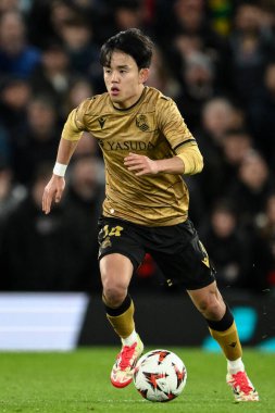 Real Sociedad 'dan Takefusa Kubo topu UEFA Avrupa Ligi' nde son 16 maç Manchester United 'ın Real Sociedad' a karşı Old Trafford, Manchester, Birleşik Krallık 'ta, 13 Mart 2025