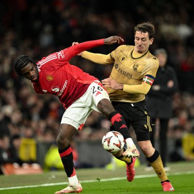 Manchester Cenneti United, Real Sociedad 'dan Mikel Oyarzabal' ı UEFA Avrupa Ligi 'nde son 16 maç Manchester United' ın Real Sociedad 'a karşı Old Trafford, Manchester, Birleşik Krallık' ta 13 Mart 2025 'te durdurdu.