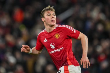 Manchester United 'dan Rasmus Hjlund UEFA Avrupa Ligi Son 16 maçında Manchester United, Old Trafford, Manchester, Birleşik Krallık' ta Real Sociedad 'a karşı